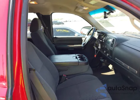 2008 Chevrolet Silverado 2500Hd Lt1 z USA, uszkodzony, nr VIN 1GCHK29638E185899